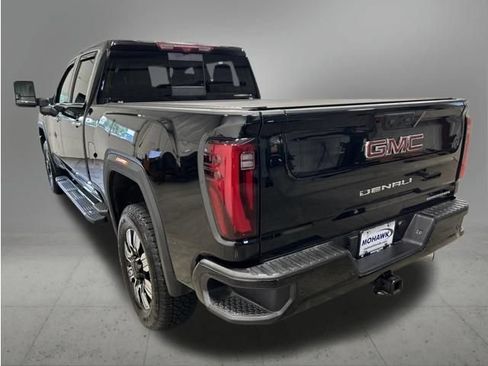 Used 2025 GMC Sierra 3500 Denali w/ Denali Reserve Package AWD/4WD image 3