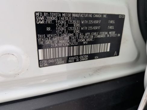 Used 2023 Toyota RAV4 LE FWD image 33