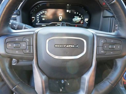 Used 2023 GMC Yukon XL Denali Ultimate image 19