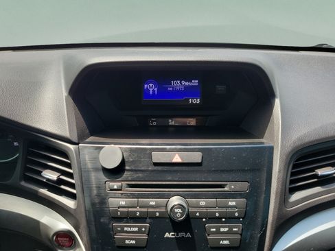 Used 2017 Acura ILX FWD image 13