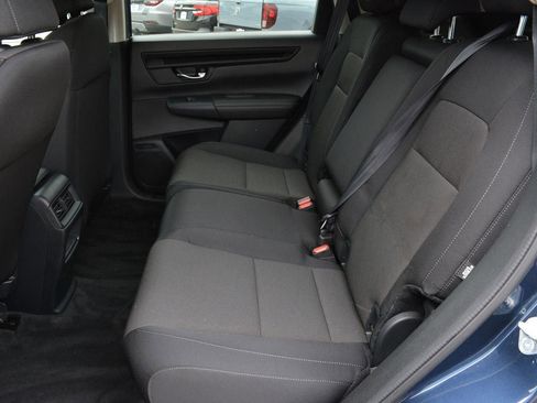 Used 2025 Honda CR-V LX image 14