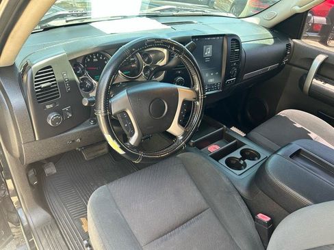 Used 2007 Chevrolet Silverado 1500 LT w/ 2LT Audio Package AWD/4WD image 10