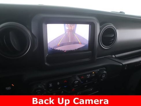 Used 2023 Jeep Wrangler Unlimited Sport AWD/4WD image 22