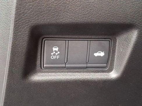 Used 2018 INFINITI Q50 Sport image 22