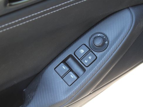 Used 2021 MAZDA MX-5 Miata RF Club RWD image 18