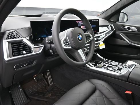 New 2026 BMW X7 xDrive40i w/ M Sport Package image 11