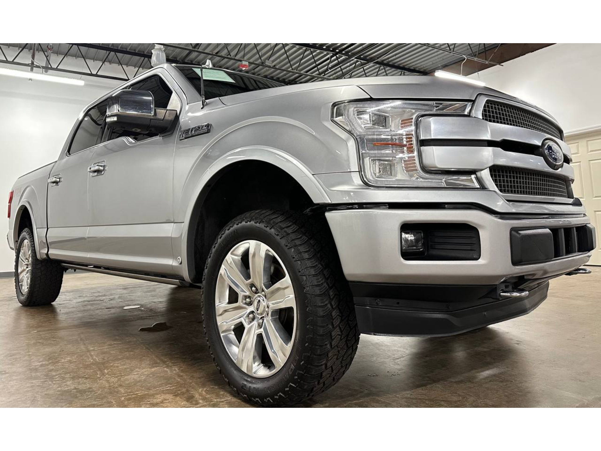Used 2020 Ford F150 Platinum w/ Equipment Group 701A Luxury AWD/4WD image 6