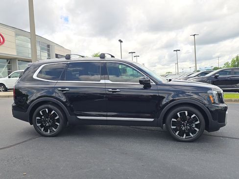 Certified 2024 Kia Telluride SX Prestige w/ Towing Package AWD/4WD image 2