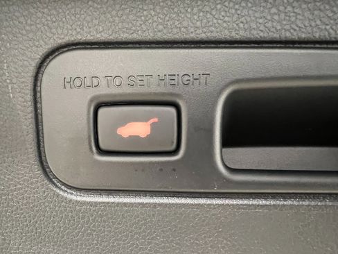 New 2025 Honda Pilot Touring image 30