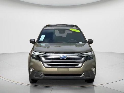 Used 2025 Subaru Forester Limited w/ Popular Package #2 AWD/4WD image 4