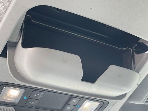 Used 2023 Ford F150 XLT image 35