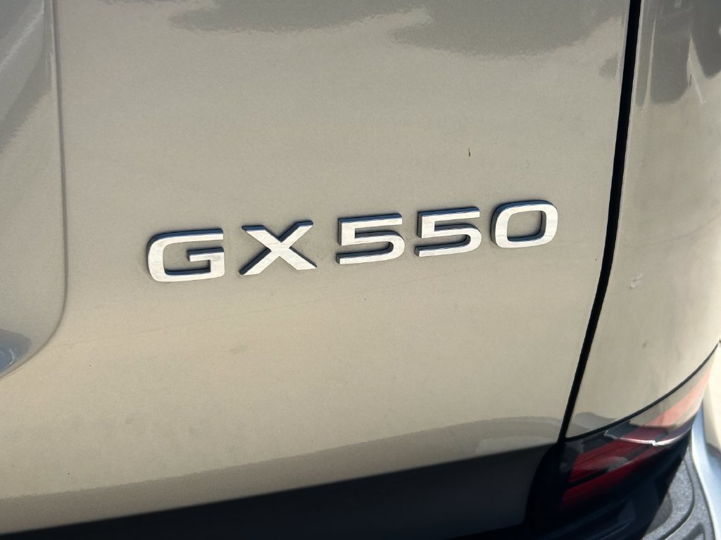 Used 2026 Lexus GX 550 AWD/4WD image 13