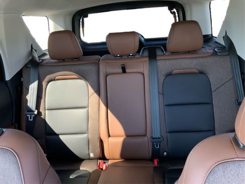 Used 2026 Ford Bronco Sport Outer Banks AWD/4WD image 15
