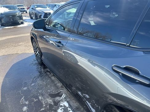 Certified 2023 Lexus RZ 450e Premium w/ Accessory Package (2T) image 17