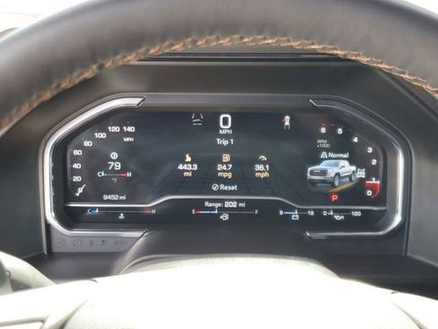 Used 2025 GMC Sierra 1500 AT4 w/ AT4 Premium Package AWD/4WD image 22