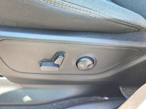 Used 2023 RAM 1500 Big Horn AWD/4WD image 13