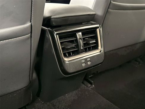 Certified 2025 Toyota Crown AWD/4WD image 34