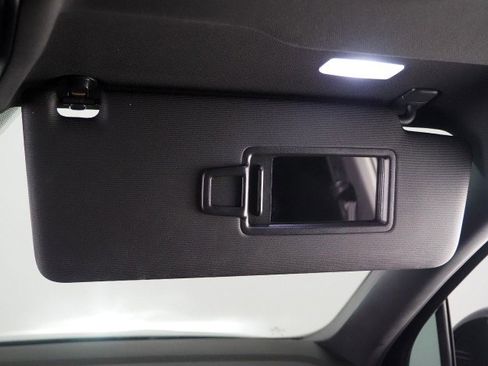 Used 2024 Volkswagen Tiguan SE R-Line w/ MDO Package, Three-Row image 60