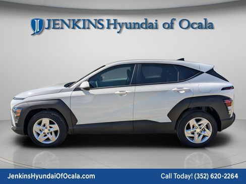 Used 2026 Hyundai Kona SE FWD image 6