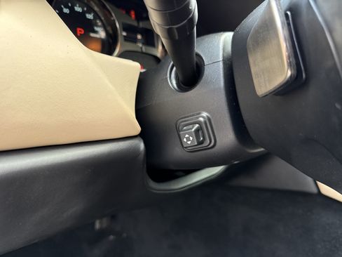 Used 2012 Fisker Karma EcoSport RWD image 30