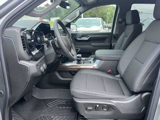 New 2026 Chevrolet Silverado 1500 RST w/ Convenience Package II AWD/4WD image 7