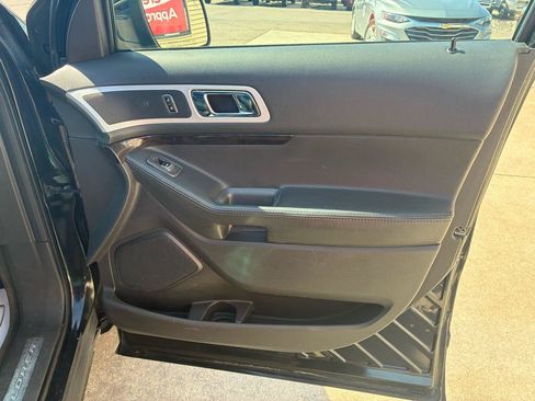 Used 2013 Ford Explorer Limited AWD/4WD image 12