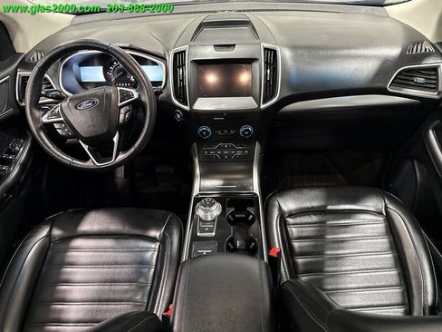 Used 2020 Ford Edge SEL w/ Convenience Package image 6