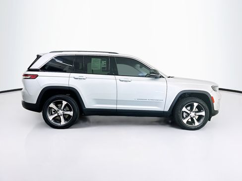 Used 2022 Jeep Grand Cherokee Limited 4xe AWD/4WD image 10