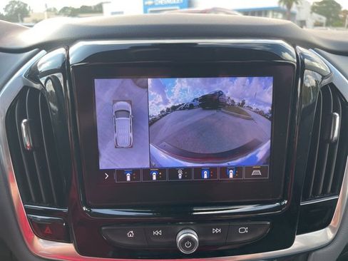 Used 2020 Chevrolet Traverse Premier image 29