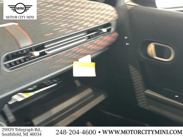 Certified 2026 MINI Cooper S FWD image 32