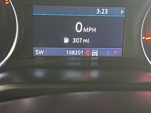 Used 2021 Chevrolet Silverado 1500 LT w/ Texas Edition Plus image 2