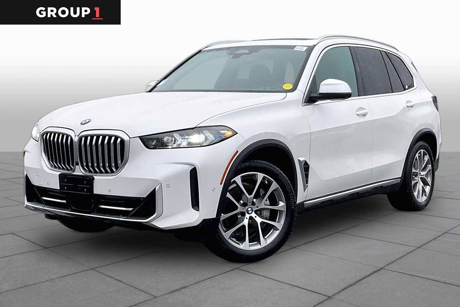 Used 2024 BMW X5 xDrive40i w/ Premium Package AWD/4WD image 1