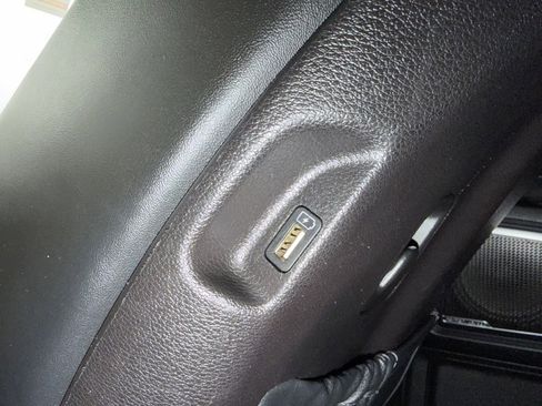 Used 2022 Kia Telluride SX w/ SX Prestige Package image 33