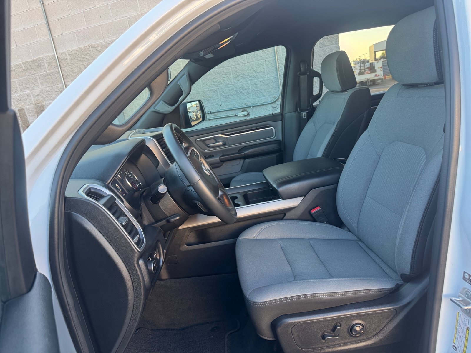 Used 2021 RAM 1500 Big Horn AWD/4WD image 9