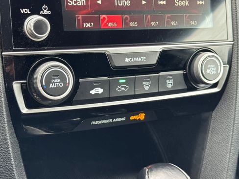 Used 2019 Honda Civic Sport image 19