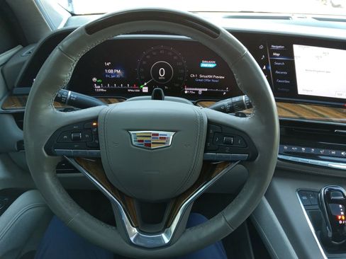 Used 2024 Cadillac Escalade Sport Platinum w/ LPO, ONYX Package image 14