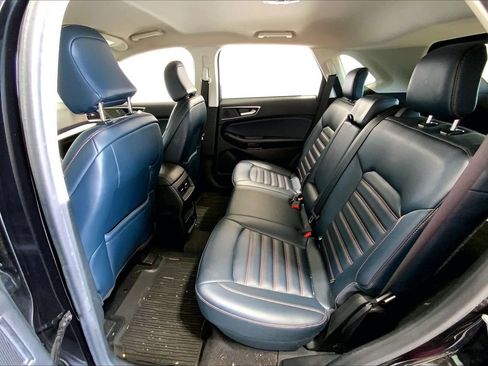 Used 2023 Ford Edge SEL w/ Sport Appearance Package AWD/4WD image 24