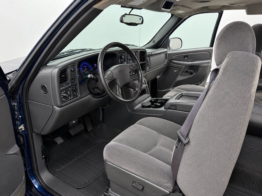 Used 2005 GMC Sierra 1500 SLE w/ Safe And Sound Package AWD/4WD image 31