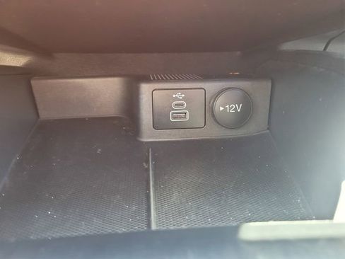 Used 2025 Ford Escape Active image 25