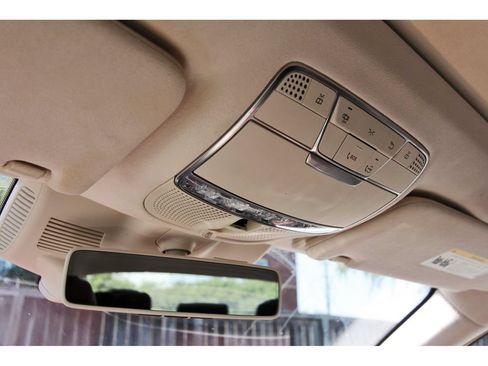 Used 2019 Mercedes-Benz S 560 Sedan image 26