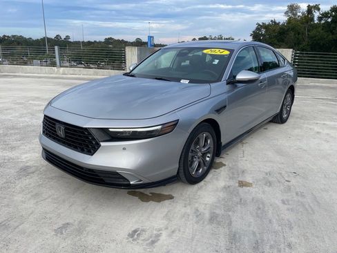 Used 2024 Honda Accord EX-L image 3