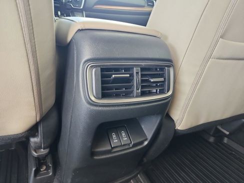 Used 2020 Honda CR-V Touring image 29