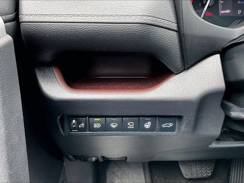 Used 2022 Toyota RAV4 Limited AWD/4WD image 15