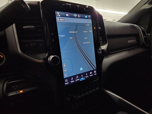 Used 2022 RAM 2500 Big Horn w/ Level C Equiment Group image 11