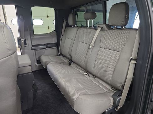 Used 2015 Ford F150 XLT w/ Equipment Group 302A Luxury AWD/4WD image 13