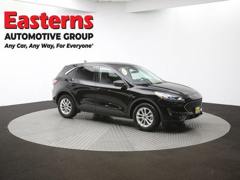 Used 2022 Ford Escape SE image 47