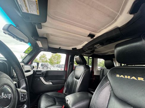 Used 2013 Jeep Wrangler Unlimited Sahara w/ Connectivity Group AWD/4WD image 15