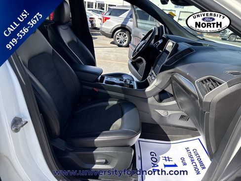 Used 2022 Ford Edge ST-Line image 39