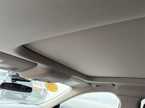 Used 2020 Ford Escape SEL image 12