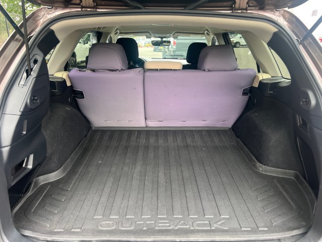 Used 2019 Subaru Outback 2.5i Premium AWD/4WD image 21